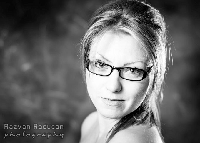 Daniela - Studio photography 01 by Razvan Raducan