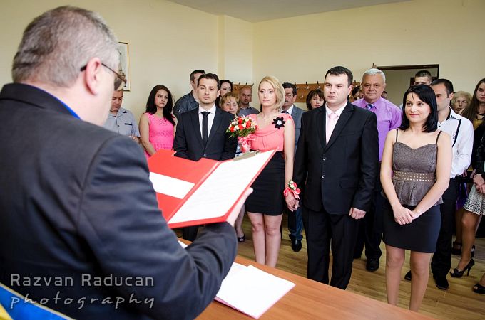 Luiza & Marcel - Engagement 01 by Razvan Raducan